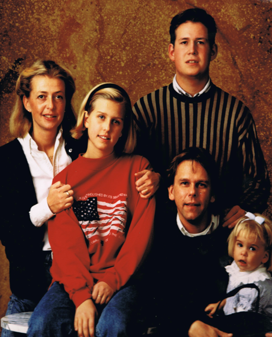 f9d687ec-43d6-4c19-90db-91ec960b02b6 f9d687ec-43d6-4c19-90db-91ec960b02b6